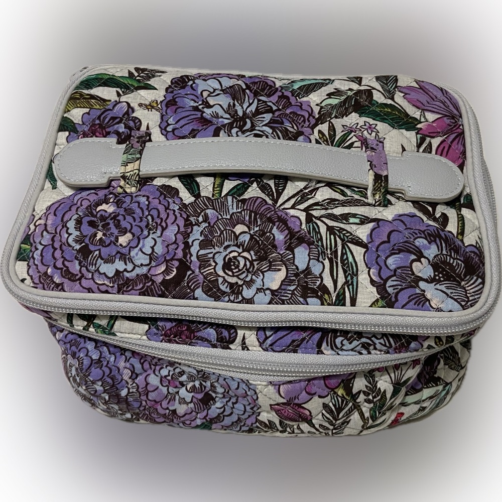 VERA BRADLEY LAVENDER MEADOW ICONIC BRUSH UP COSMETIC CASE - Picture 6 of 12